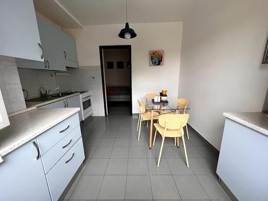Apartment Fondazione Prada- Ieo -intero